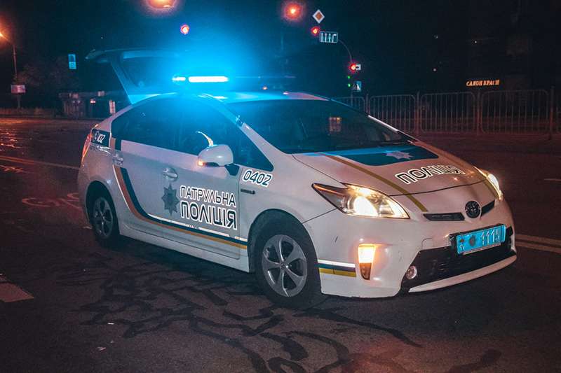 В Киеве на Воскресенке такси попало в ДТП: есть пострадавшие. Фото В Киеве на Воскресенке такси попало в ДТП: есть пострадавшие. Фото