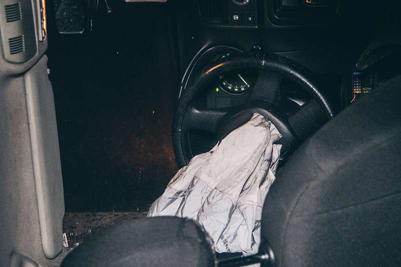 В Киеве на проспекте Победы перевернулась Skoda Taxify В Киеве на проспекте Победы перевернулась Skoda Taxify